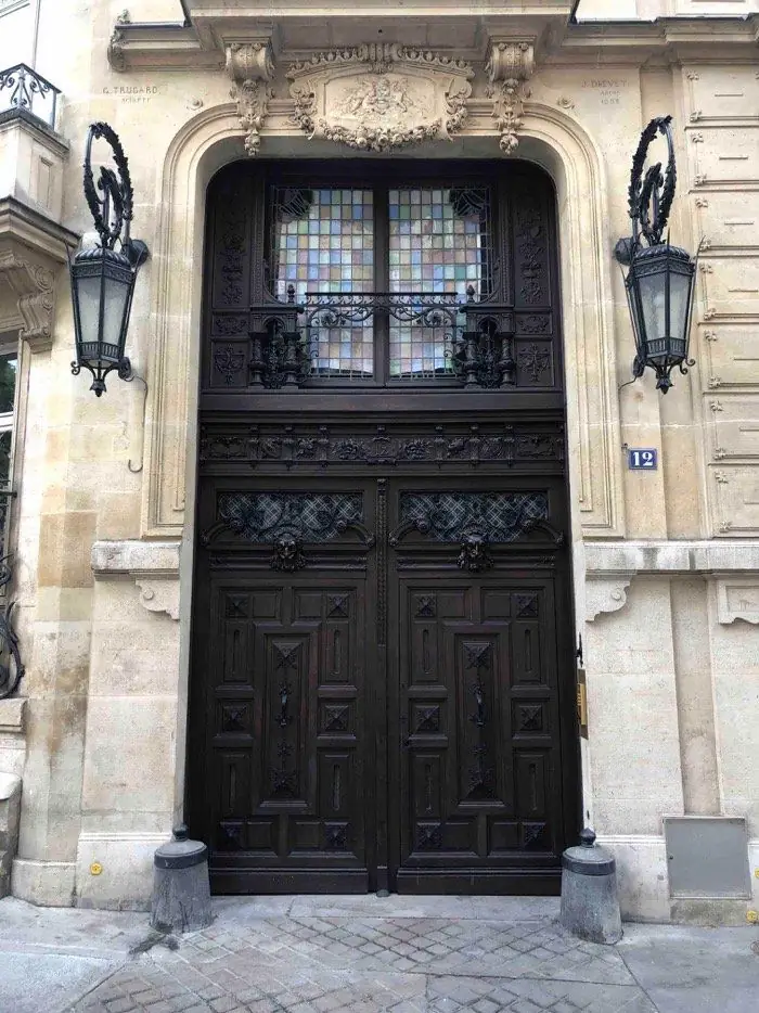 Porte cochère, 12 rue du Cardinal-Mercier, Paris 9e — après travaux