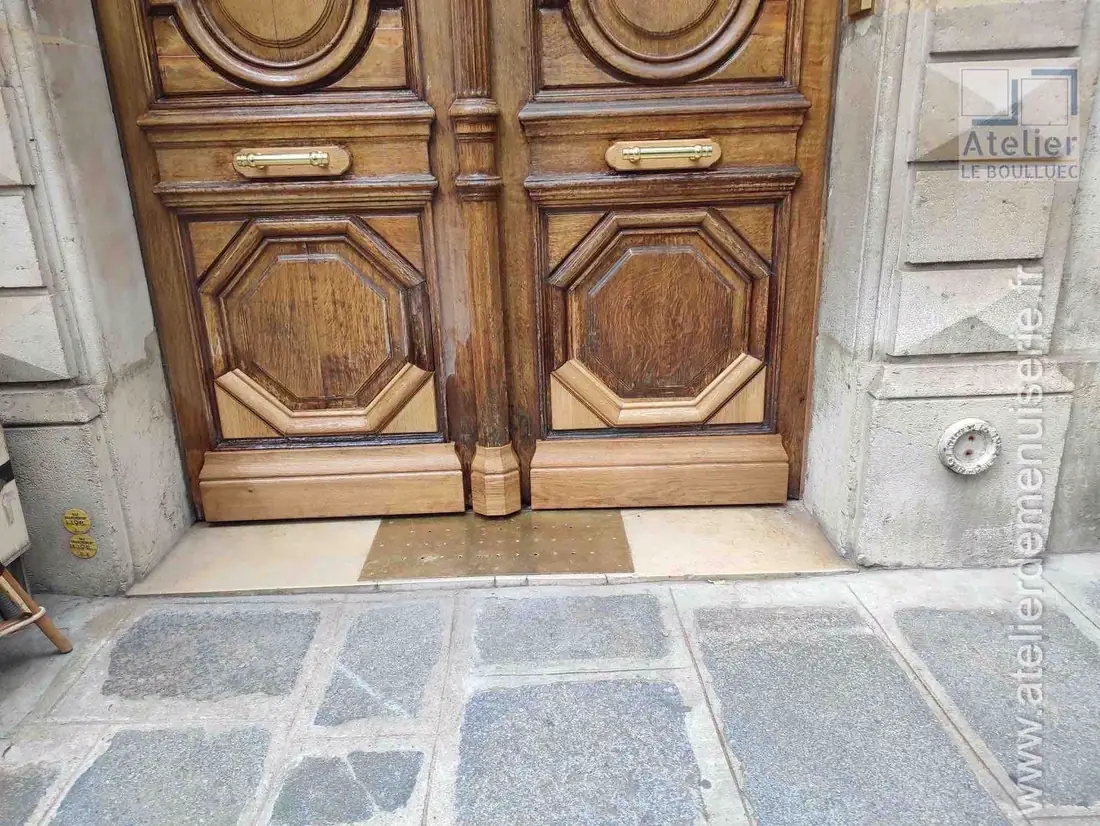 Porte cochère, 12 rue de Babylone, Paris 7e — en atelier