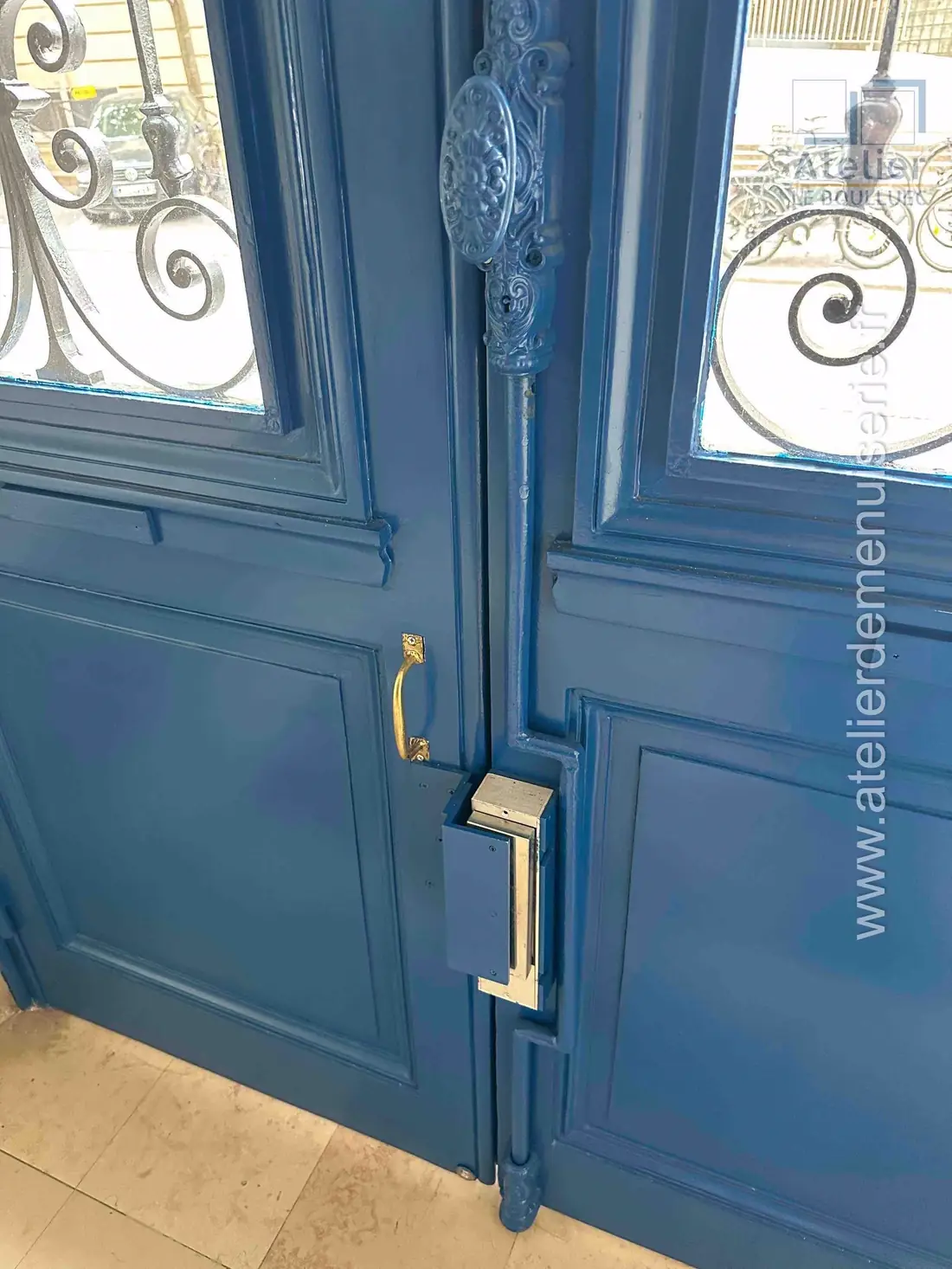 Porte bâtarde, 1 rue de Turbigo, Paris 1er — détail