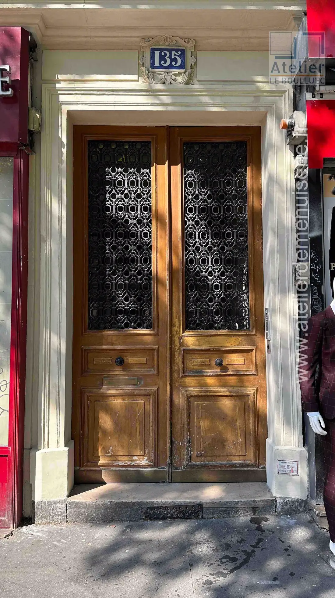 Porte sur rue, 135 boulevard de Magenta, Paris 10e — avant travaux