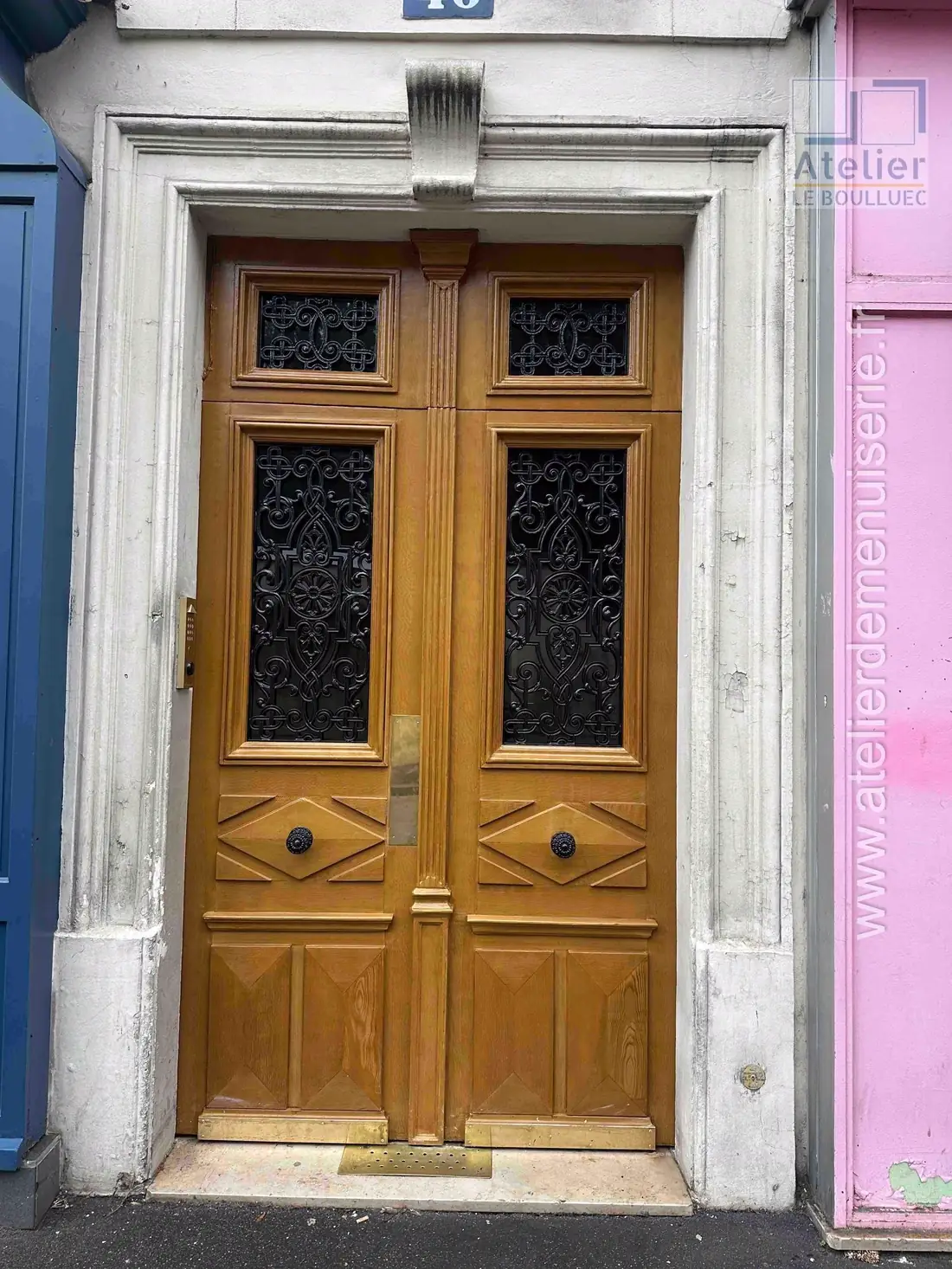 Porte cochère, 48 rue de la Santé, Paris 13e — détail